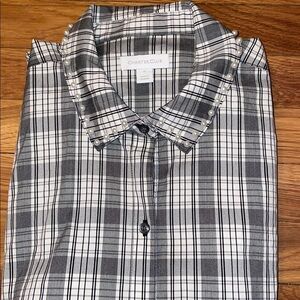 Charter Club Women’s Gray & White Checkered Shirt. Size 8. Pearl lined Collar